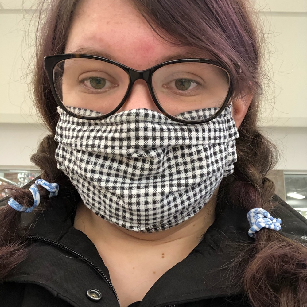Meet your Posher, Jenn